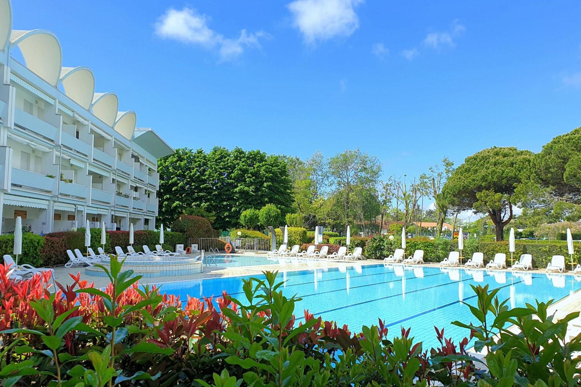 Le Caravelle Apartment Bibione Exterior photo
